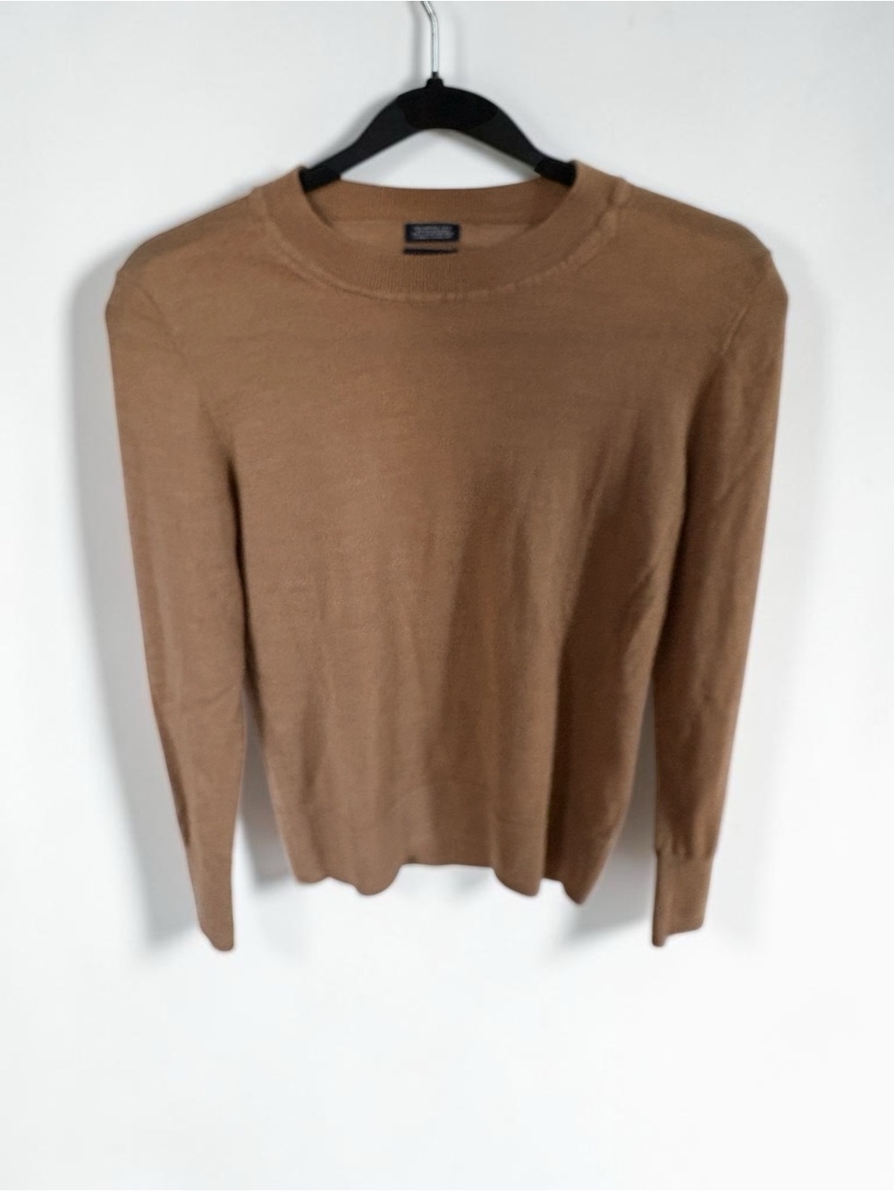 GAP 100% Merino Wool Sweater in Camel Brown - Picture 2 of 4